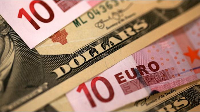 EUR/USD Confined to Fibonacci Support Amid Economic Woes