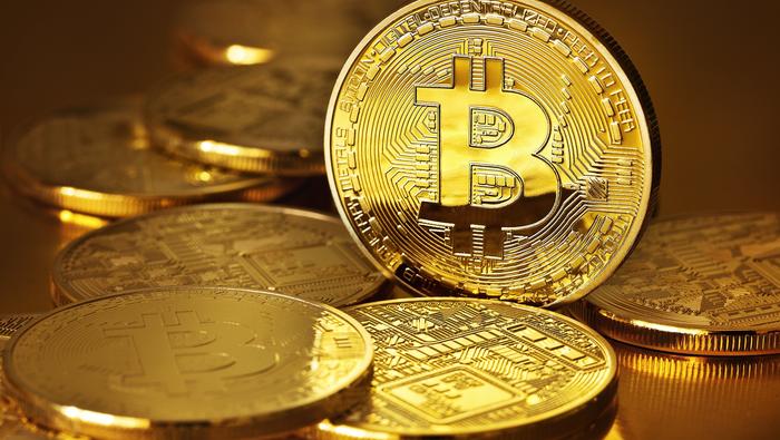 BTC/USD Slips to Monthly Low, Seeks Support